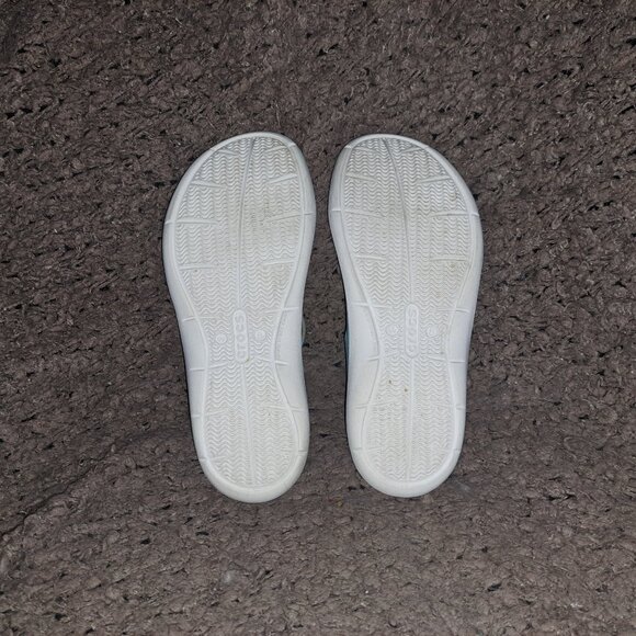 CROCS-Kadee II Sandals-Purple Blue Ombre with Wavy Lines-Sz 8-Excellent - Picture 7 of 7